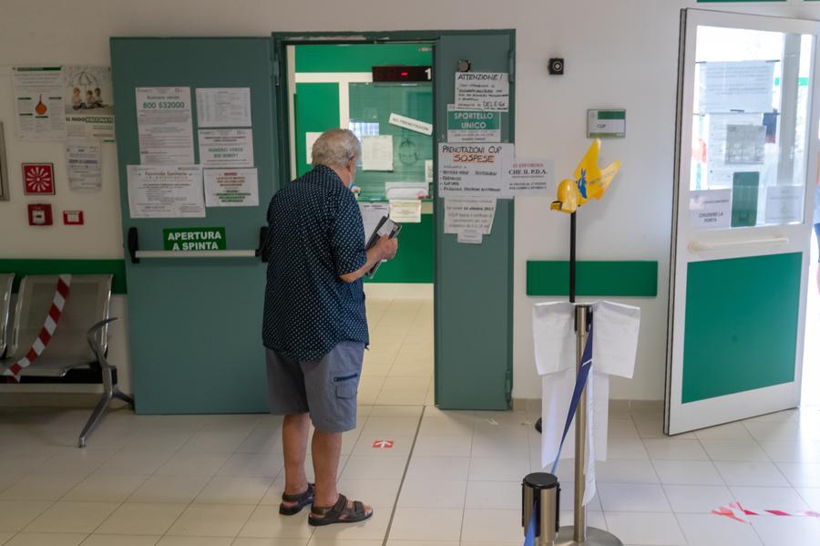 Visite specialistiche a Ferrara? Filtro dai medici di famiglia