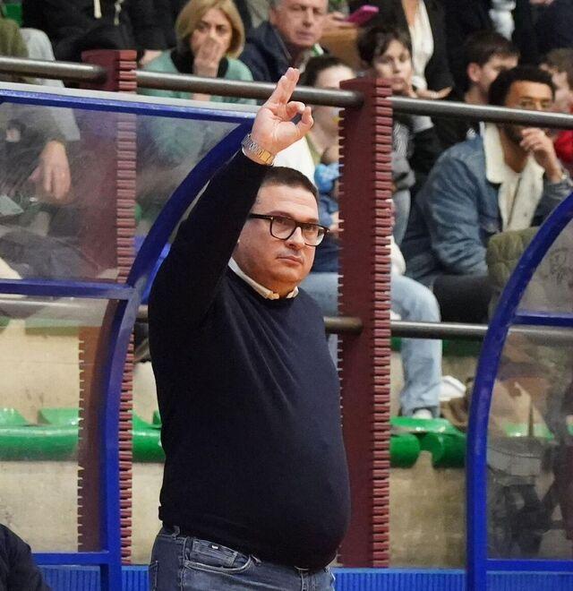 Coach Marco Andreazza guida di una  Libertas seconda in classifica (foto Silvi)