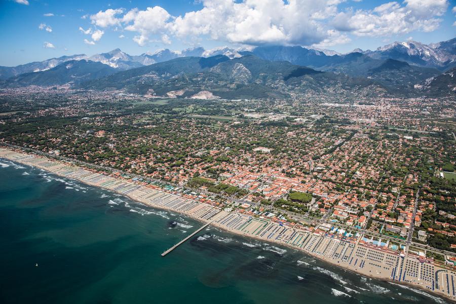
	Una veduta di Forte dei Marmi

