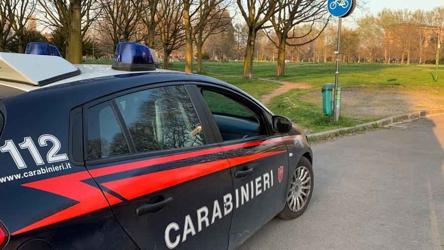 Modena, aggressione e rapina al parco XXII Aprile: un 25enne portato in carcere