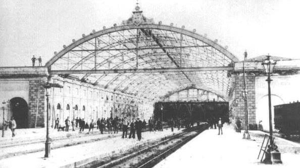 Livorno, la stazione San Marco festeggia 180 anni: «Era il simbolo di una rivoluzione, oggi il degrado totale»