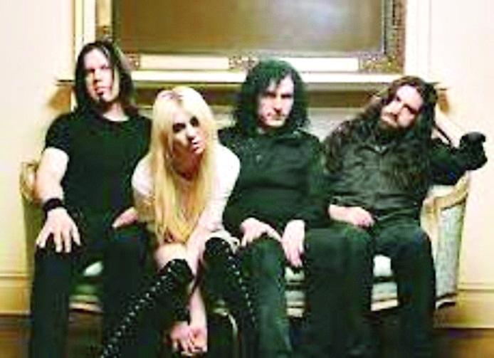 Rcf Arena al Campovolo: prima degli AC/DC, The Pretty Reckless