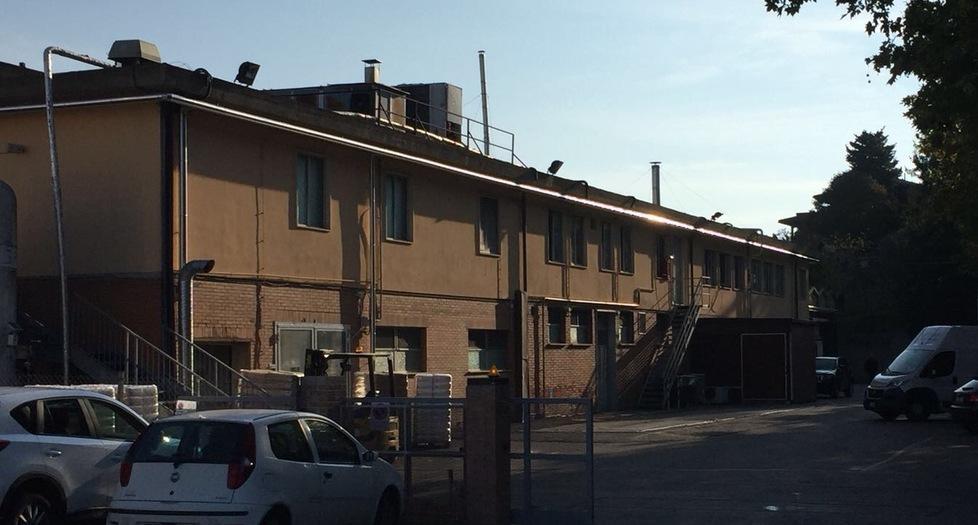 Nella foto il capannone che verrà attrezzato per ospitare il Forno di Montaione