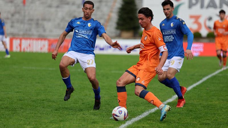 Il capitano della Pistoiese Carannante (foto Nucci)