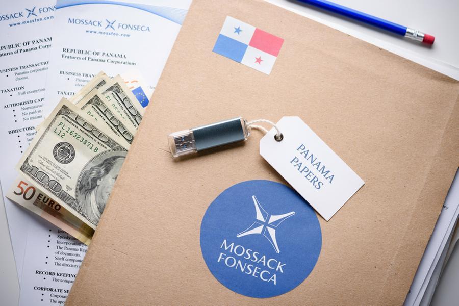 
	I Panama Papers per i quali Gianluca Apolloni fu coinvolto nell'inchiesta internazionale sui capitali nei paradisi fiscali

