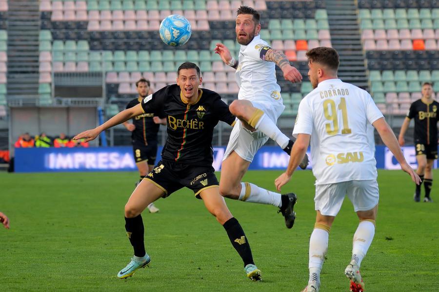 Il ritorno di capitan Pergreffi: con il Bari può essere titolare