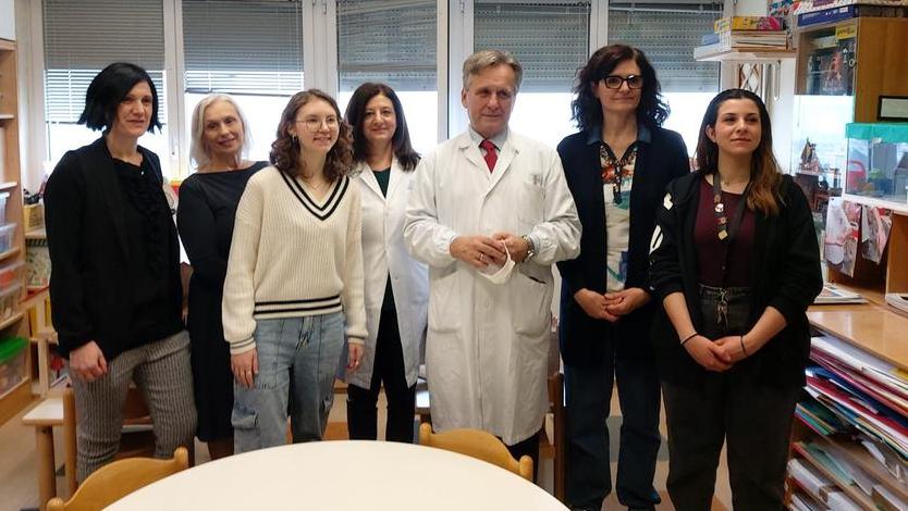 Lucia e l’esame di maturità in corsia: «Ho potuto continuare a studiare»