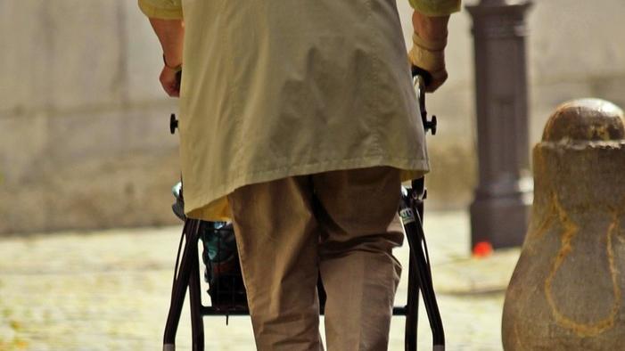 Anziani ingannati dall’amministratrice di sostegno