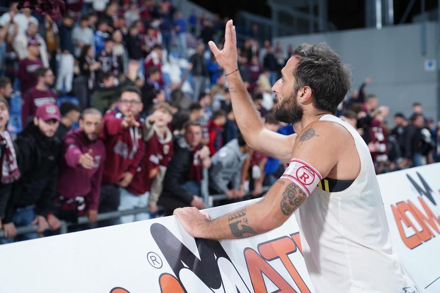 Reggiana, capitan Rozzio rinnova per un altro anno