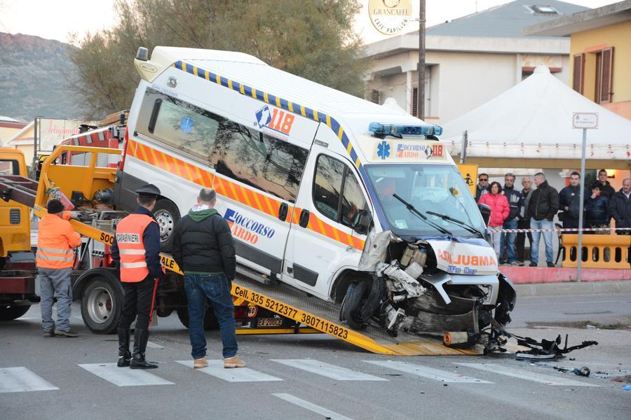 Castelsardo, morì sull’ambulanza dopo lo schianto: assolta la conducente dell’auto