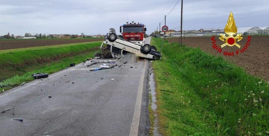 Schianto All’incrocio, Morto Un 48enne Modenese Gazzetta Di Modena