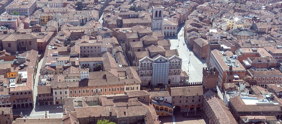 Ferrara, il Pug definitivo slitta all’estate