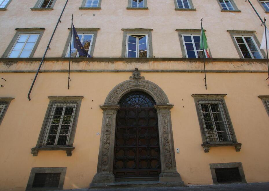 Lucca, il Comune cerca 15 dipendenti: pubblicato il bando di concorso