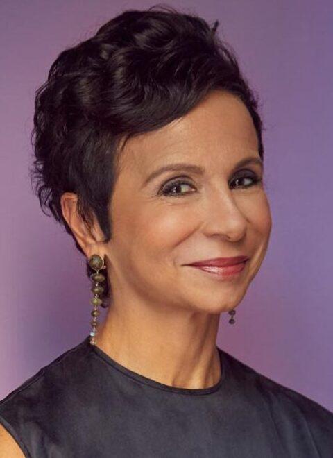 Indifferenza, la stampella dei regimi