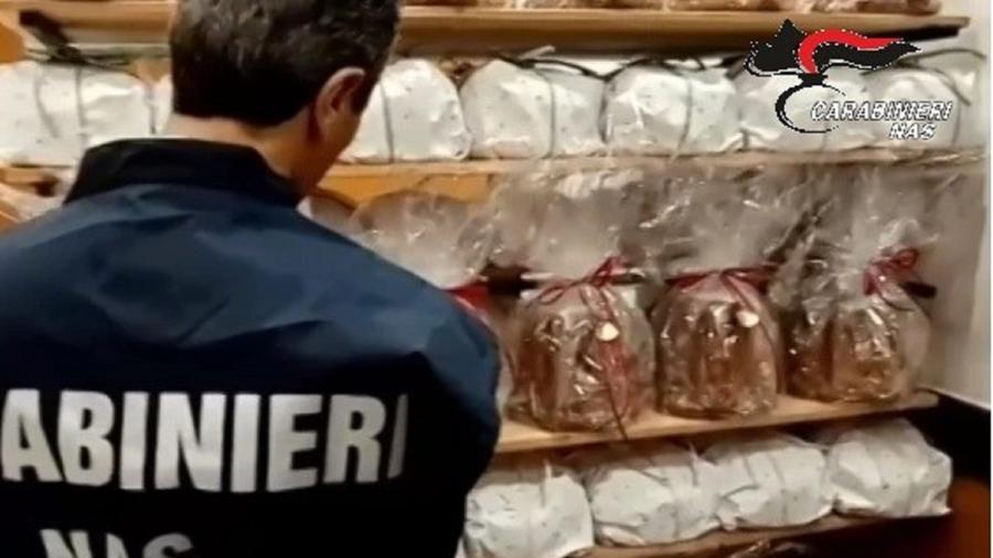 Un controllo di un carabiniere del Nas (foto d'archivio)