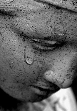 Programmati per non ascoltare e per non esser sinceri: chi si sente solo ha bisogno di una nuova sensibilità