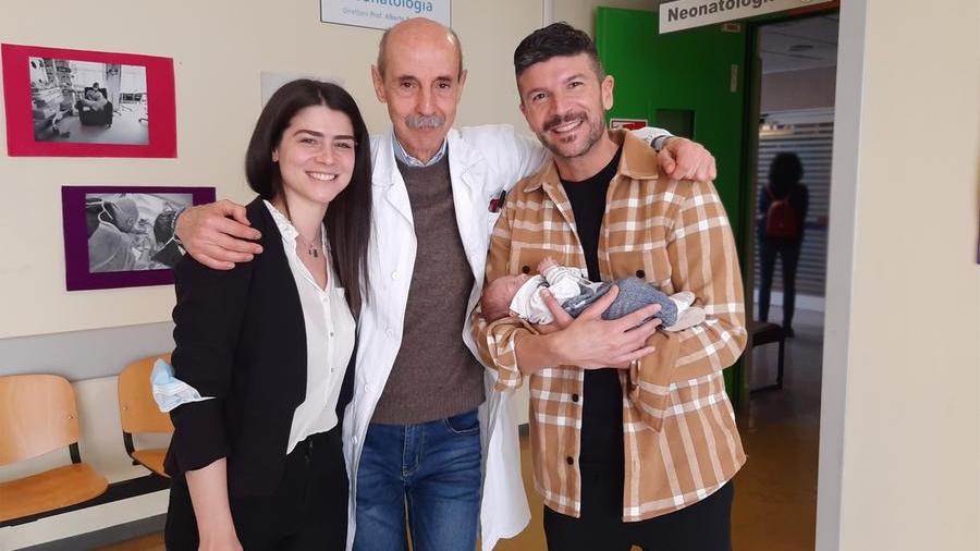 Modena, il piccolo Achille torna a casa: nato alla 23esima settimana e salvato dalla Neonatologia del Policlinico