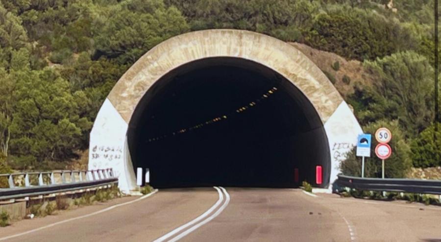 Lavori in galleria, alt alle auto sulla circonvallazione Olbia-Golfo Aranci