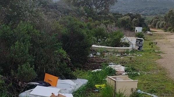 Sant’Antonio di Gallura, il Noe sequestra una discarica abusiva in località Caldosu