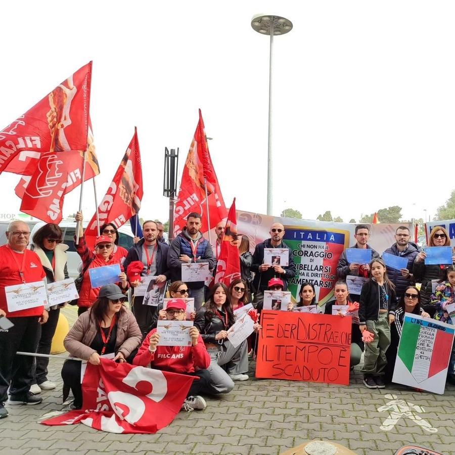 Grande distribuzione: la protesta dei lavoratori