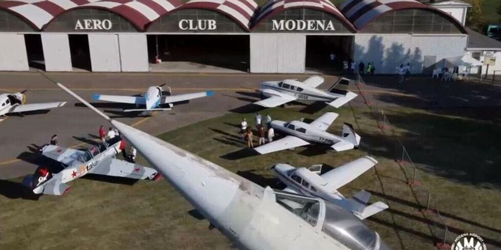 Modena, alla scoperta dell'Aero Club: la scuola di volo per aspiranti piloti<br type="_moz" />
