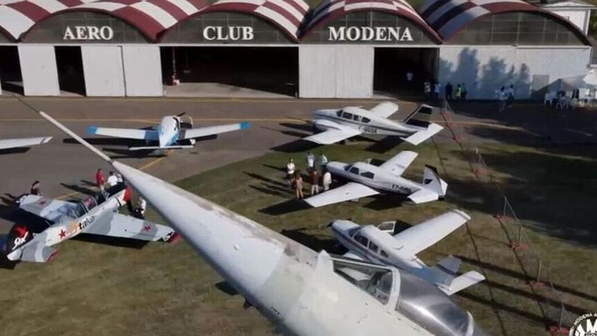 Modena, alla scoperta dell'Aero Club: la scuola di volo per aspiranti piloti<br type="_moz" />