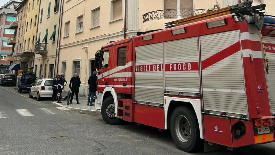 
	I vigili del fuoco in via Pisacane

