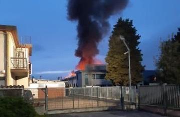
	L'incendio nell'azienda a Scandicci


