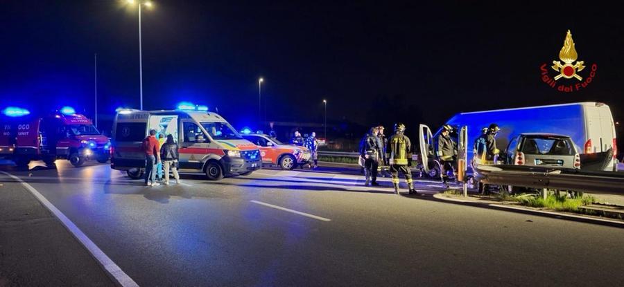 
	I soccorsi dopo l'incidente sul viale dell'Unione Europea

