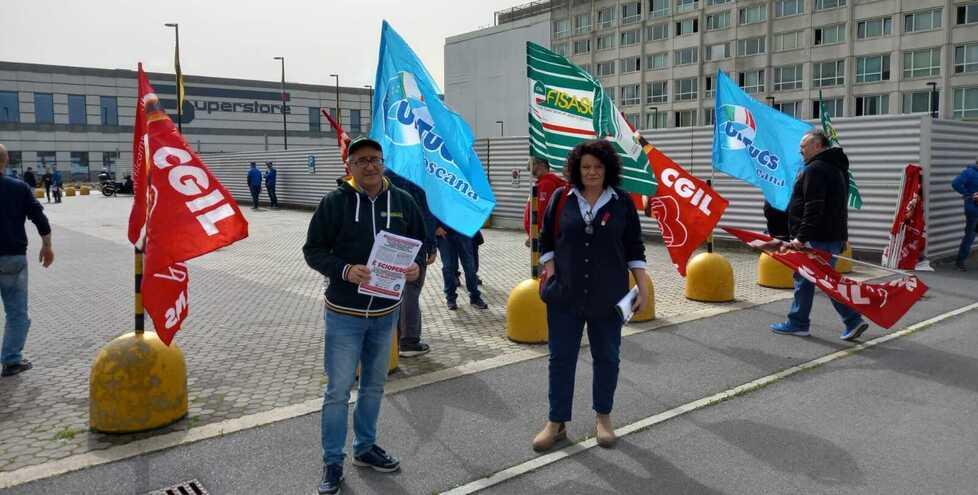 Supermercati a Prato: 800 lavoratori aspettano il contratto dal 2019