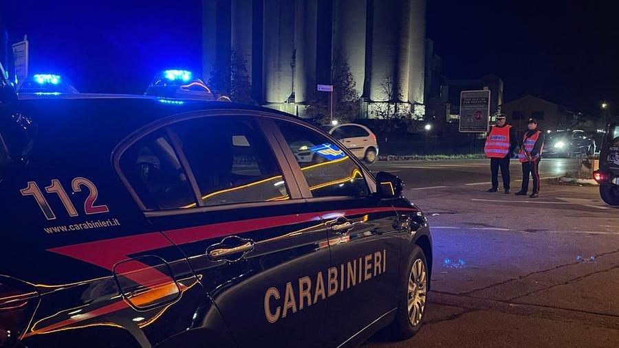 Aggredisce e ferisce l’ex per 300 euro, arrestato