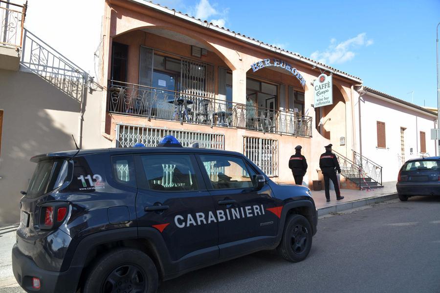 
	L'esterno del Bar Europa di Telti (foto Vanna Sanna)

