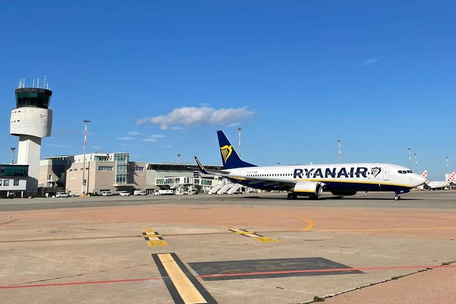 Olbia, comincia l’era di Ryanair. I sindacati: «Adesso più occupazione»