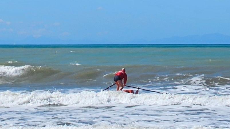 Samuele Malacrida durante l’intervento di salavataggio in mare