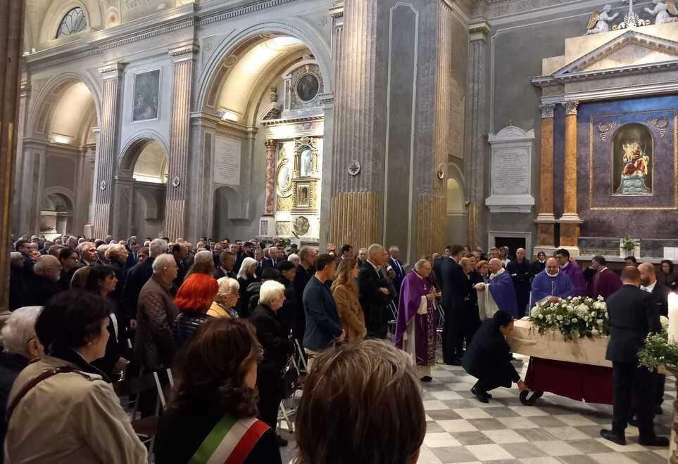 Guastalla e il mondo industriale hanno omaggiato il signor Smeg