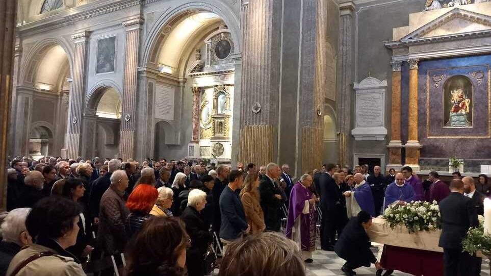 Guastalla e il mondo industriale hanno omaggiato il signor Smeg