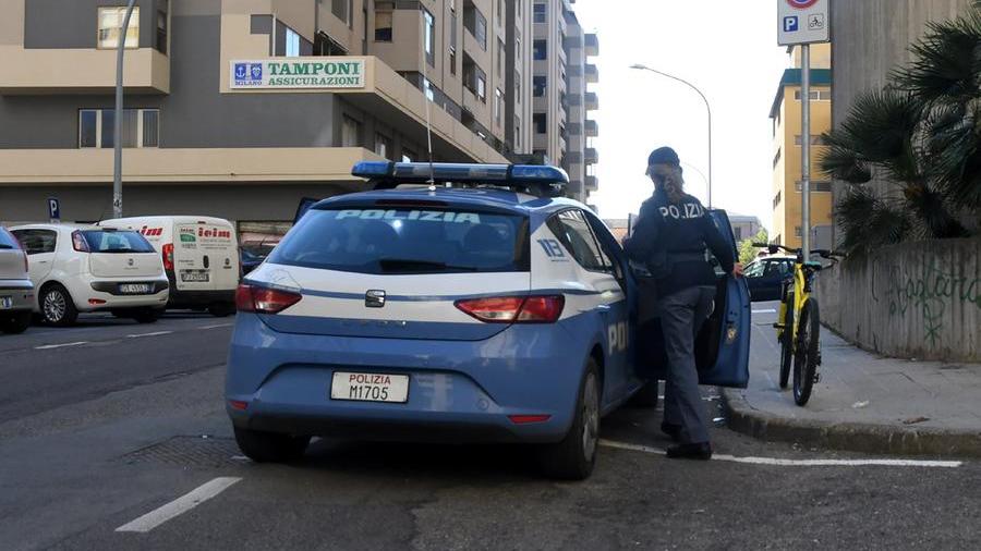 Un intervento della polizia a Oristano (archivio)