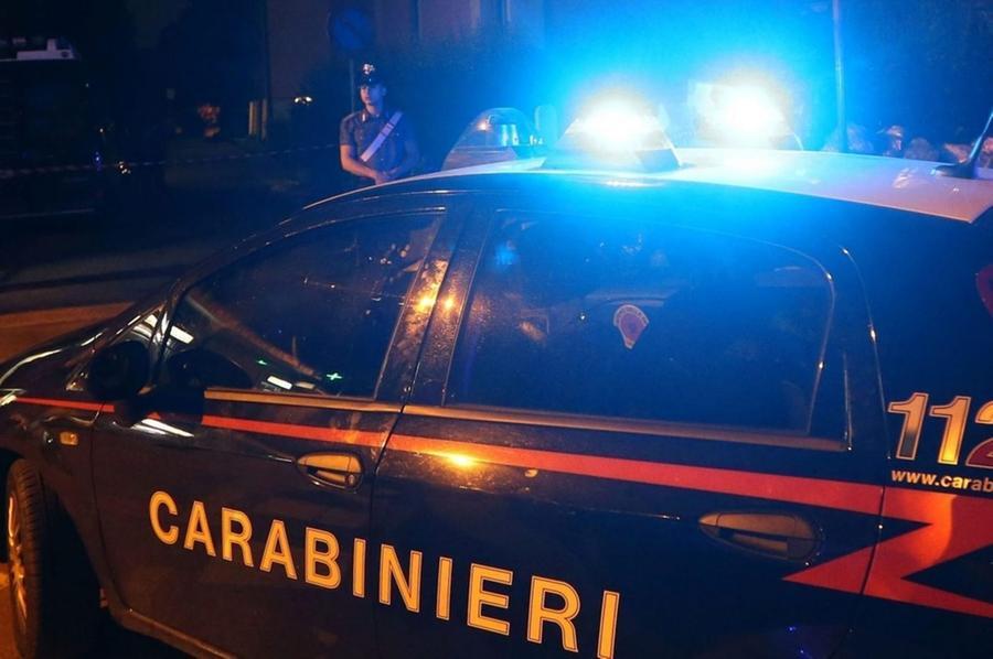 Carmignano, un ferito grave nella lite per una donna contesa