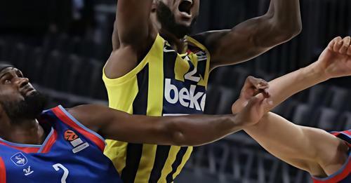 In campo a Sassari con la Vuelle forse anche Johnny Hamilton, pivot di 2 metri e 13