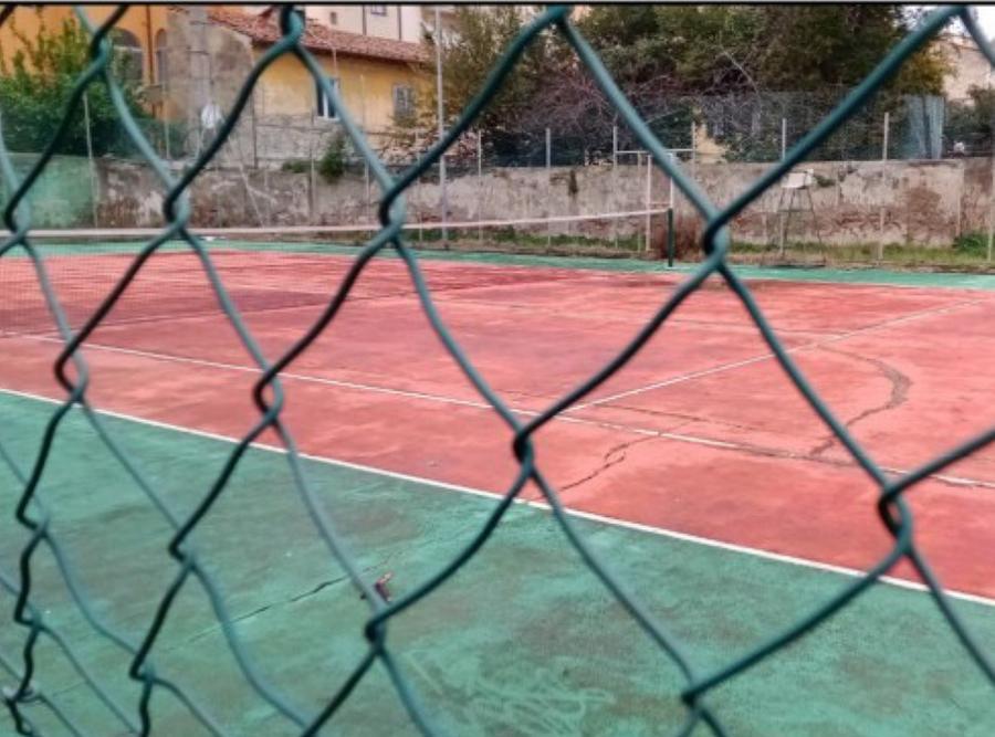 Livorno, parco e campi sportivi di via Paoli: c’è il bando per la gestione