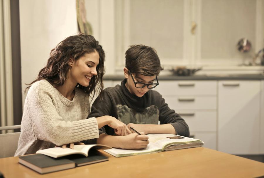 Investire sull'istruzione dei figli: strategie finanziarie e opportunità educative