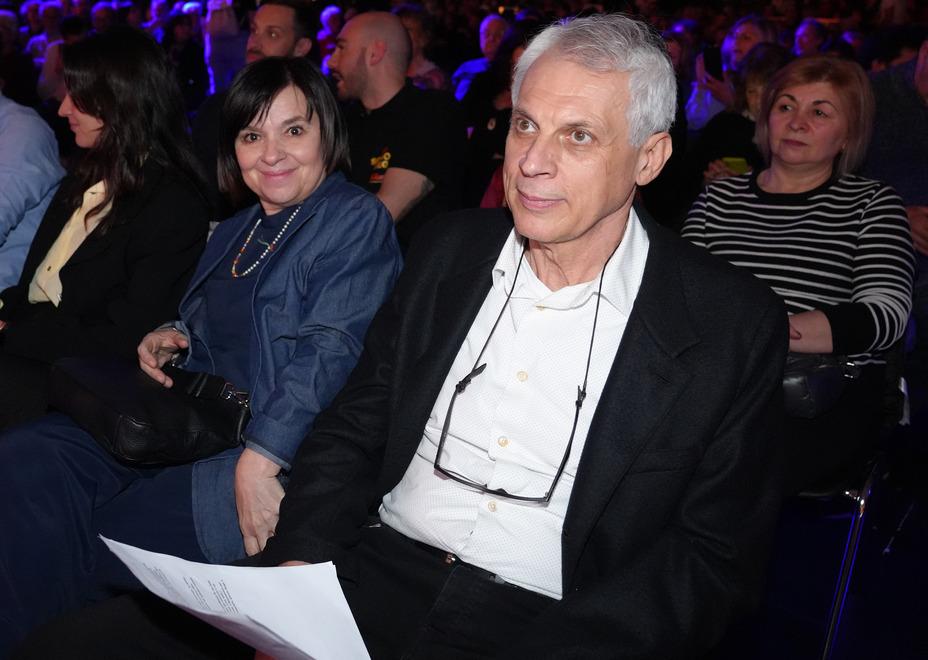 Più di mille persone al Bigi per la “prima” di Massari