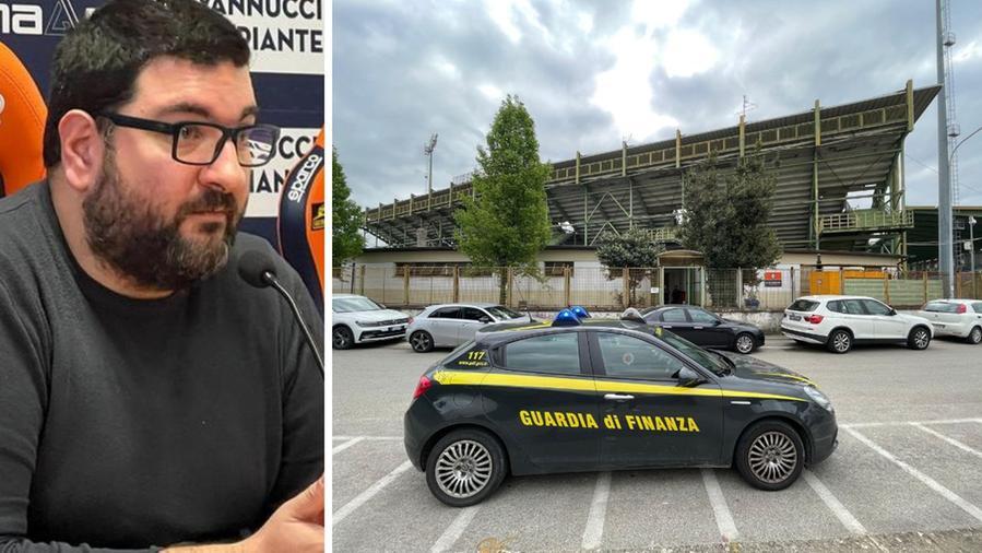 De Simone e la Finanza allo stadio (foto Paolo Nucci)