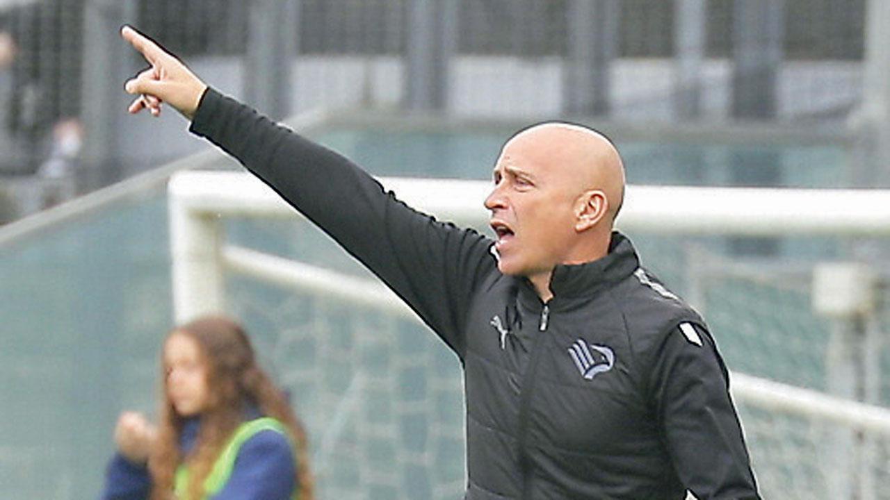 Eugenio Corini. Esonerato ieri dal Palermo dopo il ko col Pisa: al suo posto arriva Mignani (foto Muzzi)