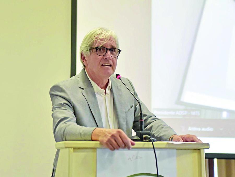 Luciano Guerrieri: «Entro due anni a Livorno un porto elettrico»