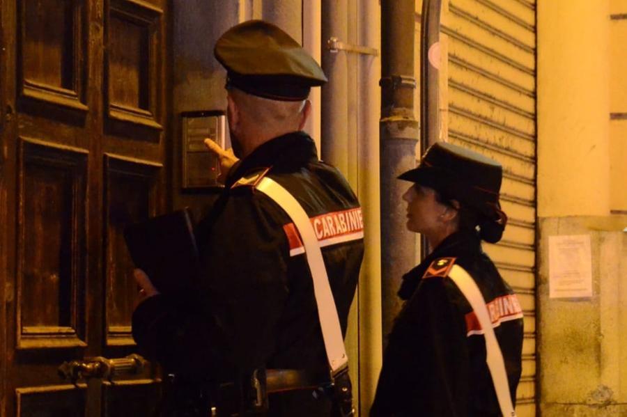 Spacciava in casa appena i genitori uscivano: 20enne di Assemini in manette