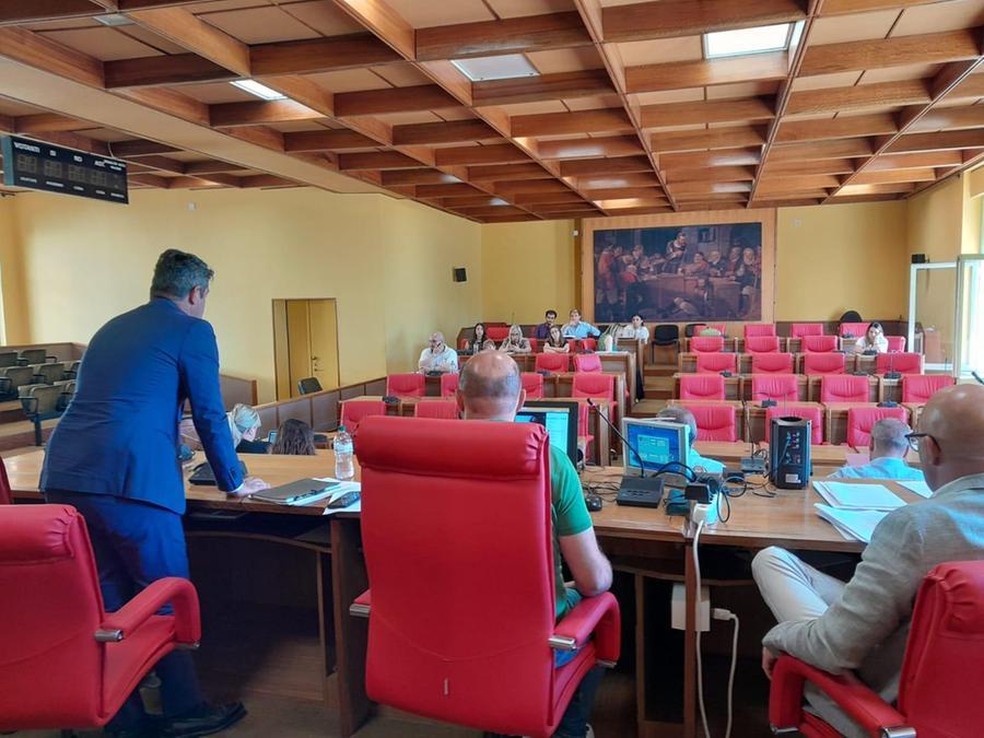 Nuoro, il sindaco Soddu naviga a vista per evitare il commissariamento