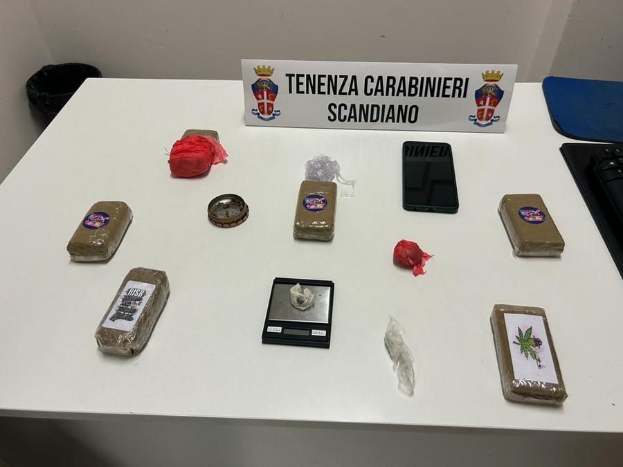 Con oltre 600 grammi di hascisc in cantina, 20enne arrestato