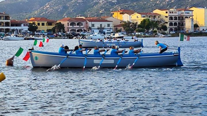 Olbia, tutti in acqua con la Remata dei mestieri