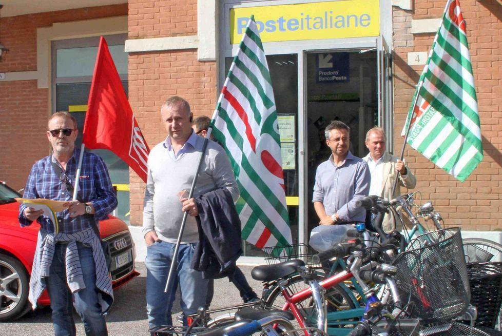 Poco personale e troppe trasferte Proteste alle poste